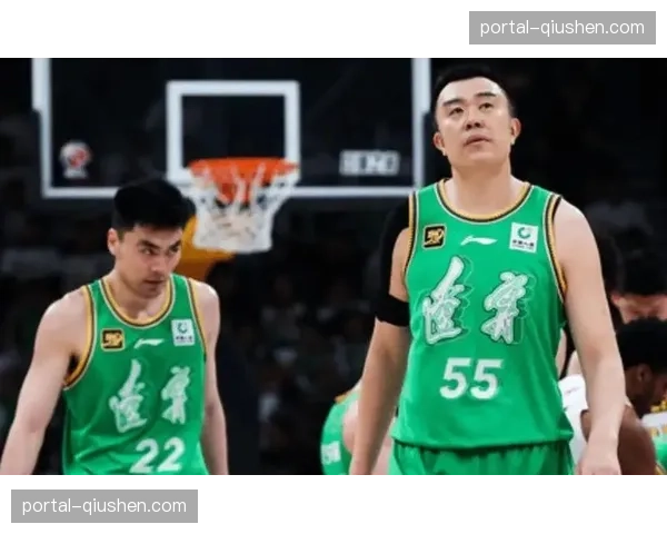 老将的坚持：韩德君第18个赛季场均两双，透露暂无退役计划