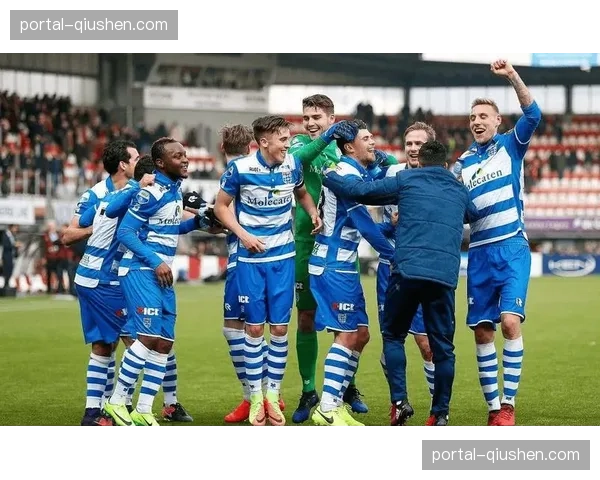 战报：多特蒙德1-1门兴，门兴格拉德巴赫的针对性防守成功限制哈维-西蒙斯。